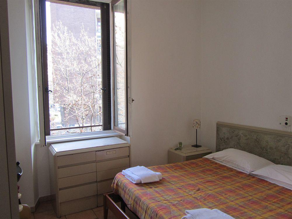 Hotel Gambara Mediolan Zewnętrze zdjęcie